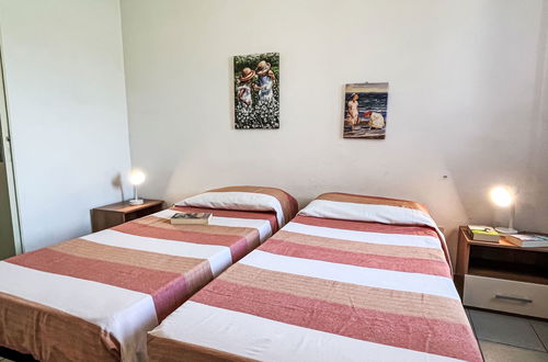 Photo 14 - 2 bedroom Apartment in Dolcedo with garden and terrace