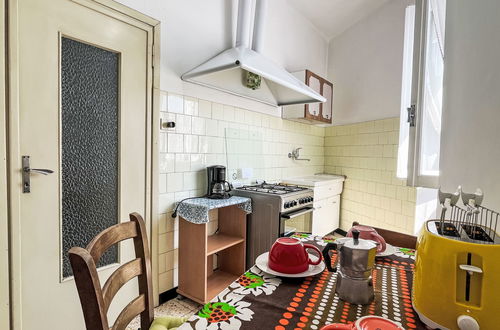 Photo 10 - 2 bedroom Apartment in Dolcedo with garden and terrace