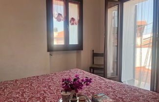 Photo 3 - 2 bedroom Apartment in Dolcedo with garden and terrace