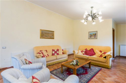 Photo 8 - 4 bedroom House in Bucine with swimming pool and garden