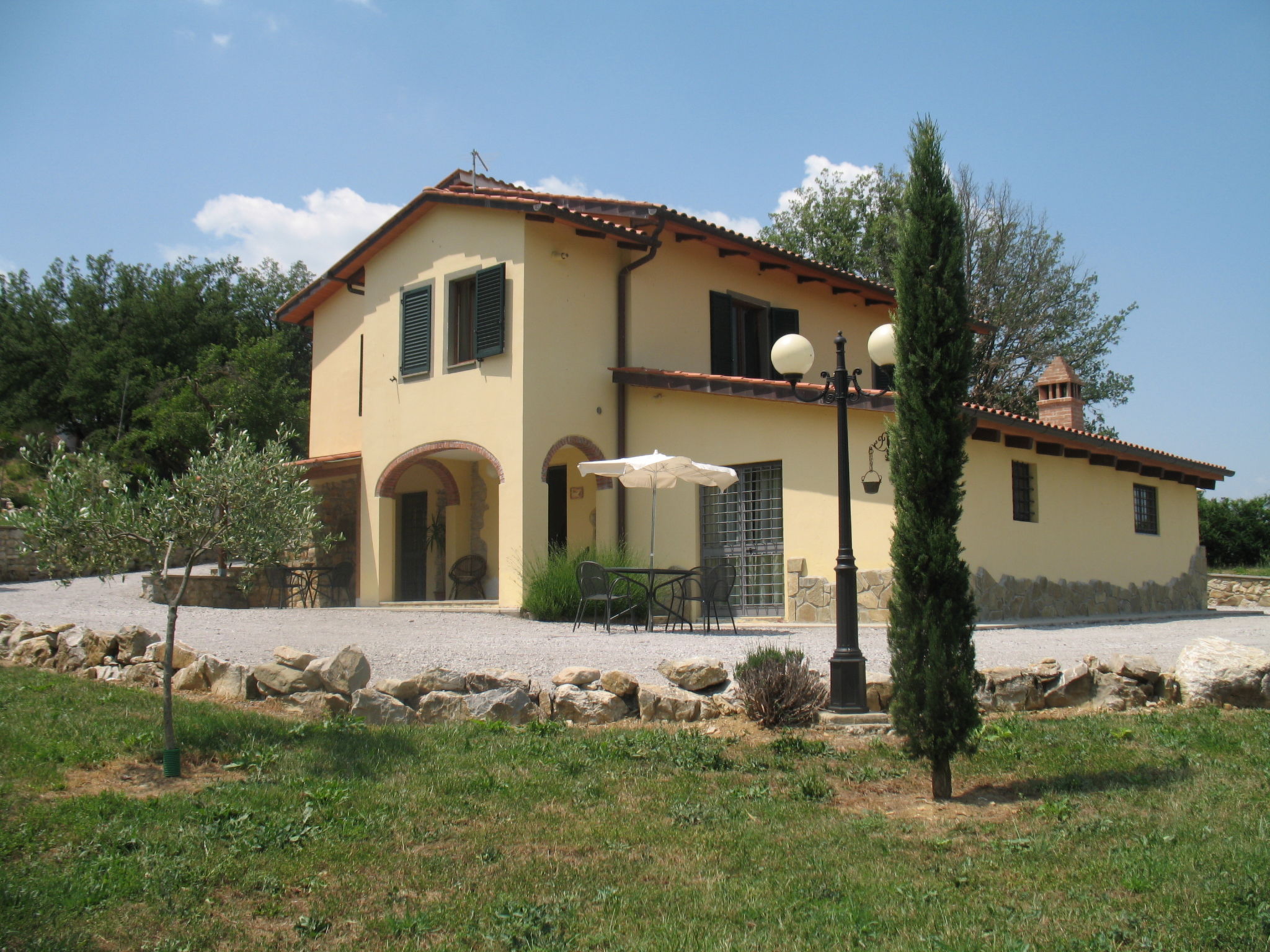 Foto 60 - Casa de 4 quartos em Bucine com piscina e jardim