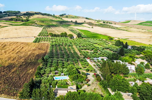 Foto 3 - Haus mit 5 Schlafzimmern in Buseto Palizzolo mit schwimmbad und garten