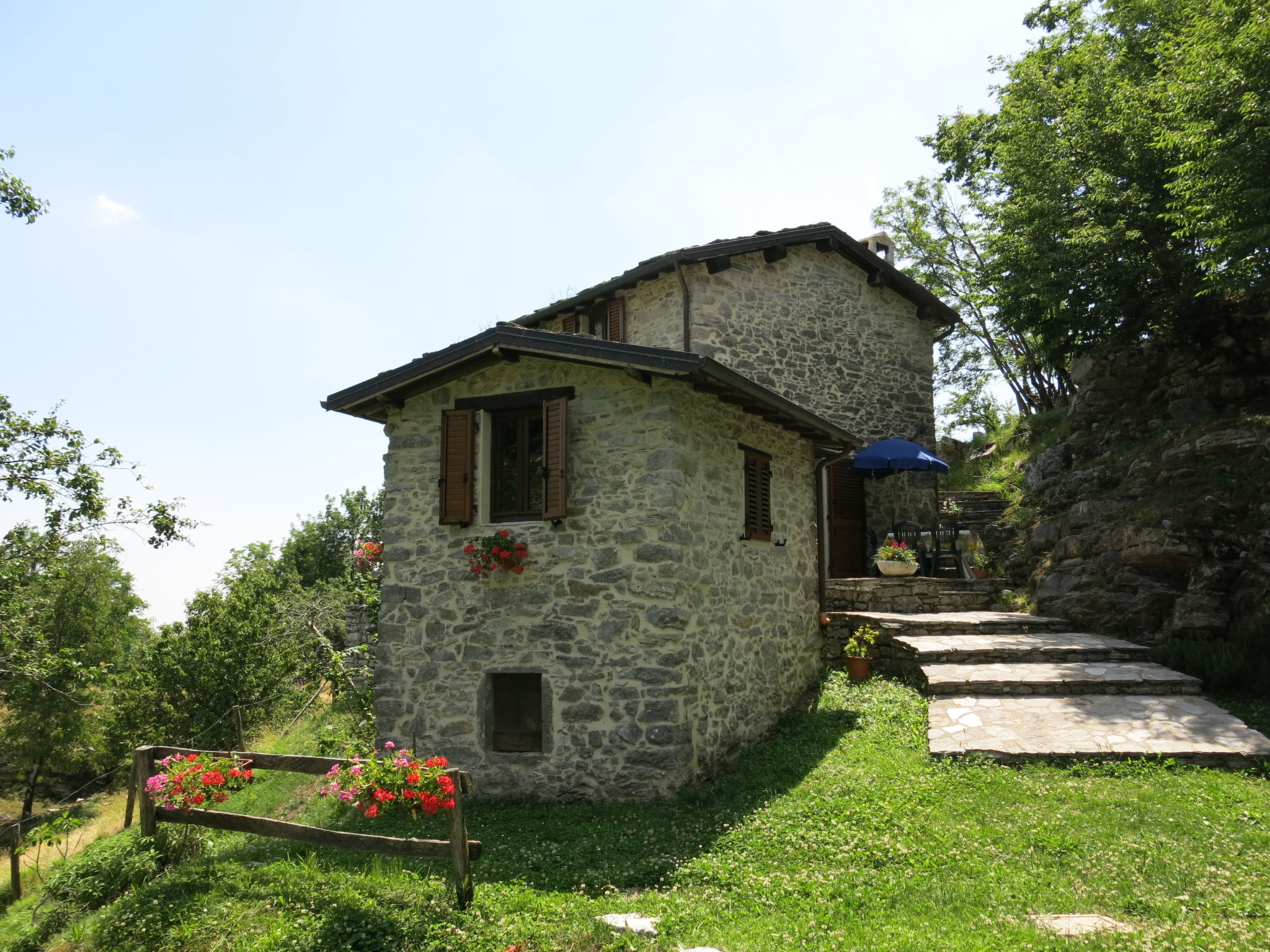 Foto 18 - Casa de 2 quartos em Fabbriche di Vergemoli com piscina e jardim