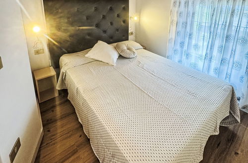Foto 16 - Appartamento con 2 camere da letto a Ledro con piscina e giardino