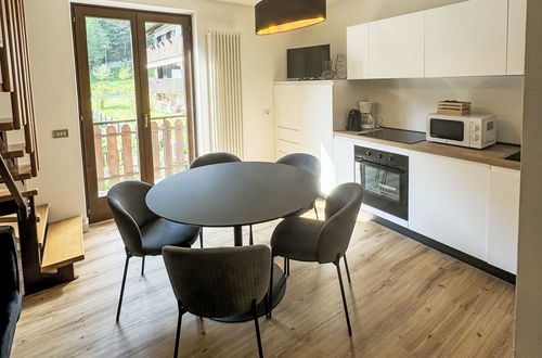 Foto 5 - Appartamento con 2 camere da letto a Ledro con piscina e giardino