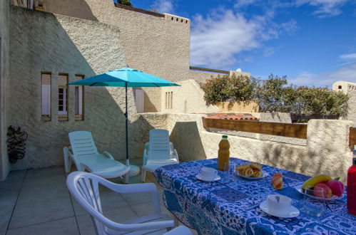 Photo 13 - Appartement en Saint-Cyr-sur-Mer avec terrasse et vues à la mer