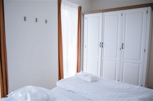 Foto 12 - Appartamento con 3 camere da letto a Egmond aan Zee con vista mare