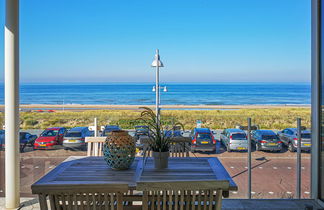 Foto 2 - Appartamento con 3 camere da letto a Egmond aan Zee con vista mare