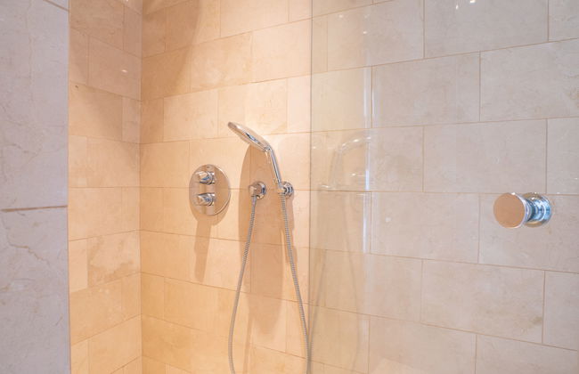 Casa de 4 quartos em Grimaud com piscina privada e jardim - Foto 27