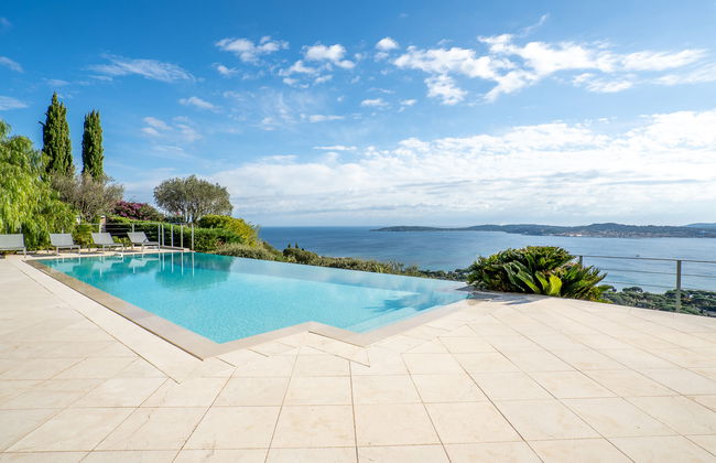 Casa de 4 quartos em Grimaud com piscina privada e jardim - Foto 33