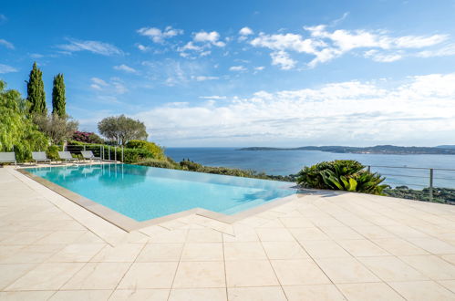 Foto 33 - Casa de 3 habitaciones en Grimaud con piscina privada y vistas al mar
