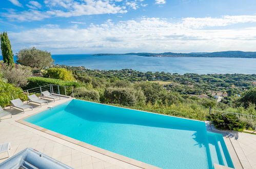 Foto 32 - Casa con 3 camere da letto a Grimaud con piscina privata e vista mare