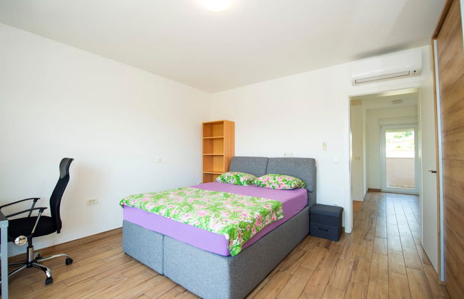 Casa de 5 quartos em Kaštela com piscina privada e jardim - Foto 25