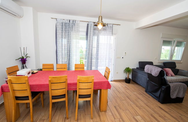 Casa de 5 quartos em Kaštela com piscina privada e jardim - Foto 16