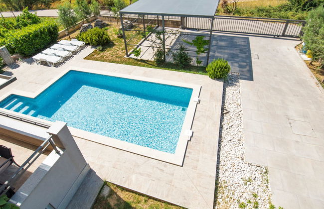 Casa de 5 quartos em Kaštela com piscina privada e jardim - Foto 41