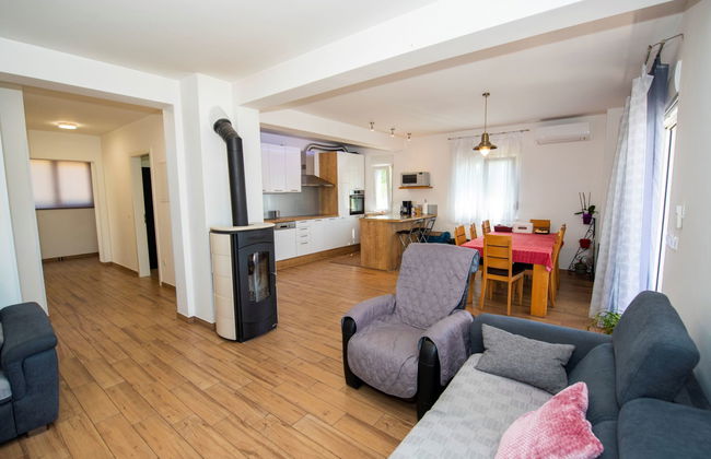 Casa de 5 quartos em Kaštela com piscina privada e jardim - Foto 9