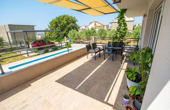 Casa de 5 quartos em Kaštela com piscina privada e jardim - Foto 4