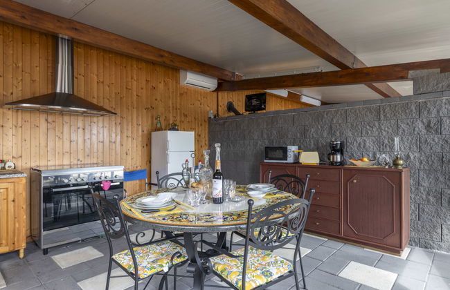 Apartamento de 1 quarto em Piedimonte Etneo com piscina e jardim - Foto 8