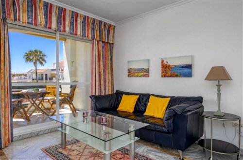 Photo 3 - 2 bedroom Apartment in Marbella with swimming pool and sea view