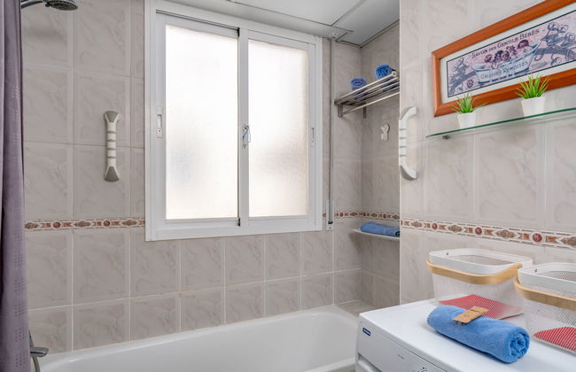 3 bedroom Apartment in Marbella with swimming pool - Photo 19