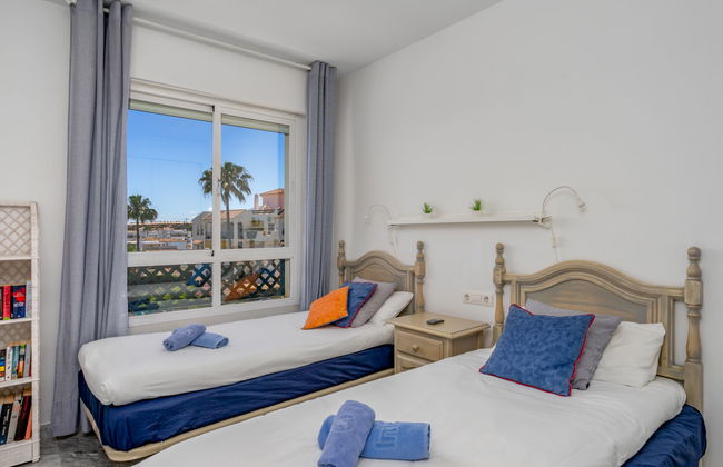 3 bedroom Apartment in Marbella with swimming pool - Photo 16