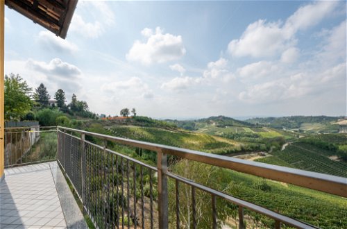 Photo 32 - 2 bedroom Apartment in Vinchio with swimming pool and terrace