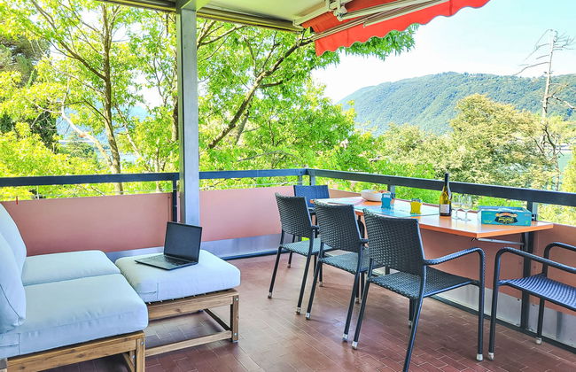Apartamento de 3 quartos em Bissone com piscina e jardim - Foto 8