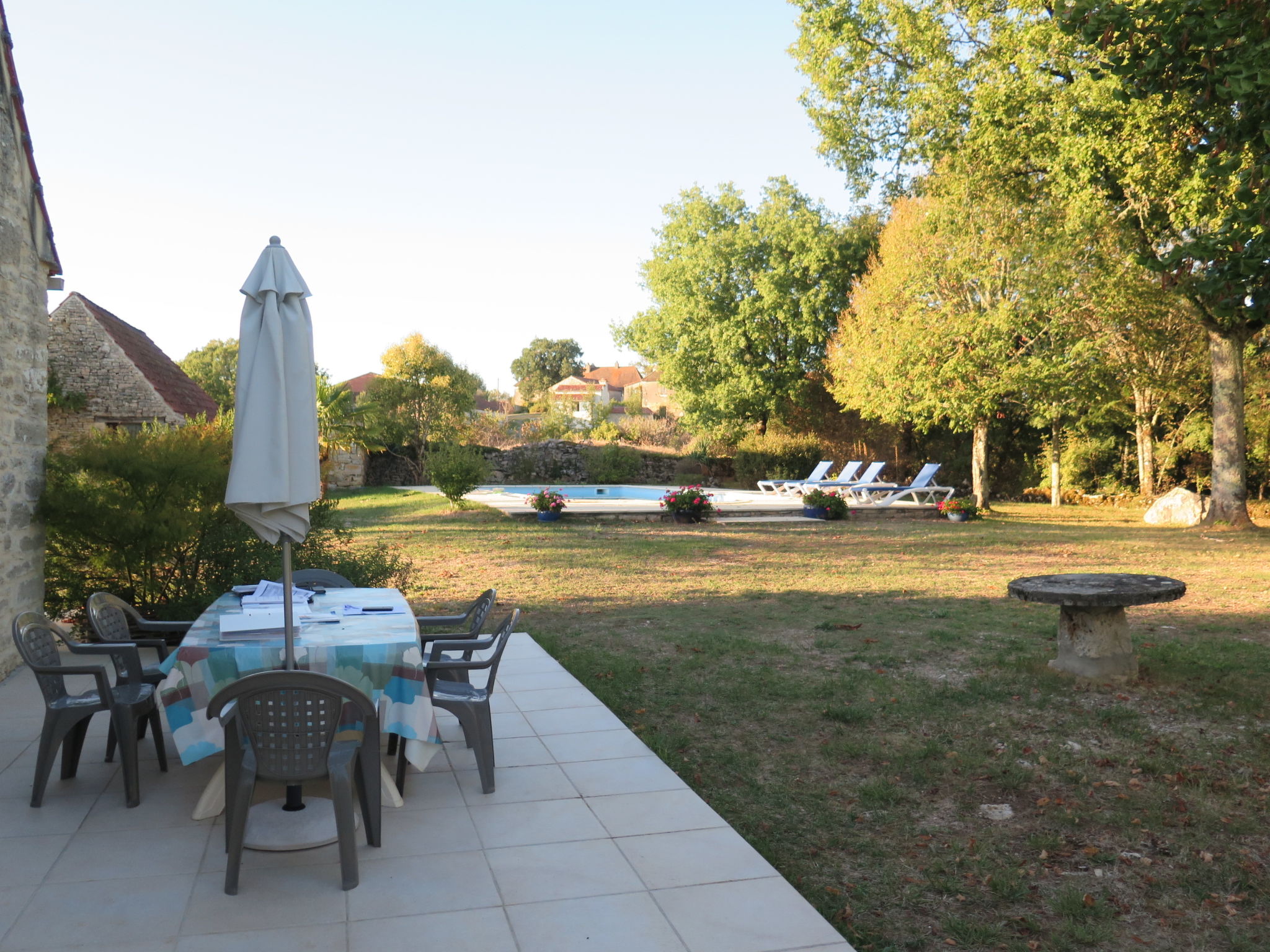 Photo 24 - Maison de 2 chambres à Pontcirq avec piscine privée et terrasse