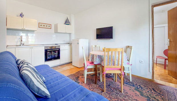 Apartment mit 3 Schlafzimmern in Omišalj mit garten - Foto 4