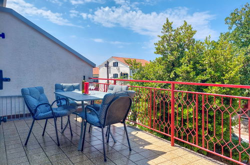 Foto 21 - Apartamento de 2 quartos em Omišalj com jardim
