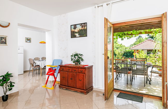 Casa de 4 quartos em Ábrahámhegy com piscina privada e jardim - Foto 7