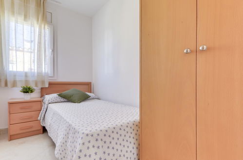 Foto 20 - Apartamento de 2 quartos em Castelló d'Empúries com terraço e vistas do mar