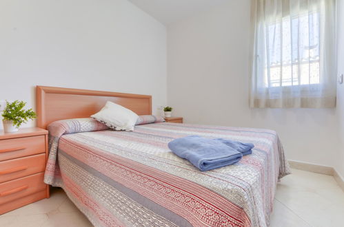 Foto 18 - Appartamento con 2 camere da letto a Castelló d'Empúries con terrazza e vista mare