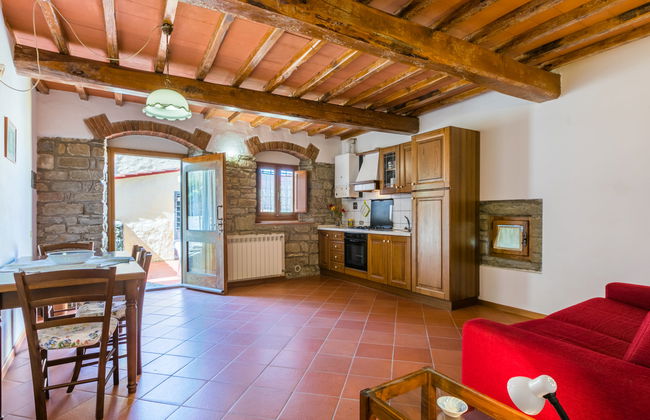 Apartamento de 2 quartos em Pelago com piscina e jardim - Foto 4