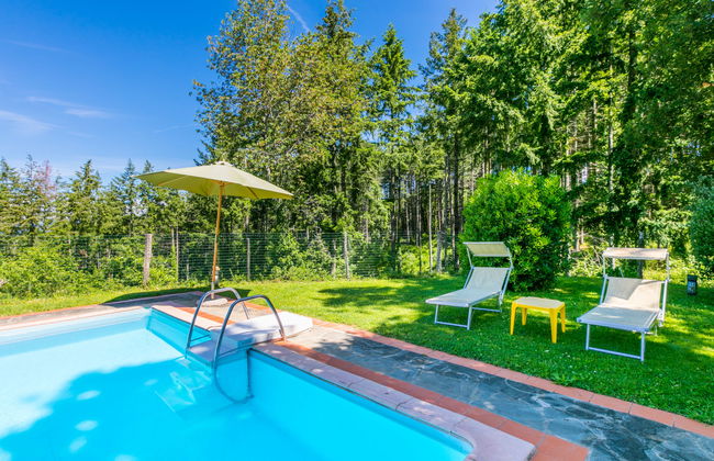 Apartamento de 2 quartos em Pelago com piscina e jardim - Foto 30