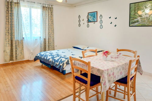 Foto 5 - Apartamento de 1 habitación en Poreč con terraza y vistas al mar