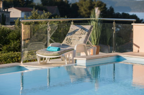 Foto 43 - Casa de 3 quartos em Zadar com piscina privada e terraço