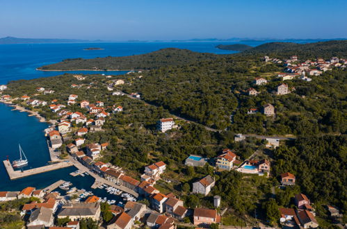 Foto 47 - Casa de 3 habitaciones en Zadar con piscina privada y terraza