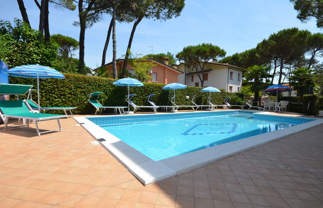 Apartamento de 2 quartos em Lignano Sabbiadoro com piscina e jardim - Foto 21