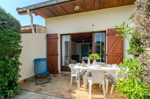 Photo 2 - 2 bedroom House in Mimizan with terrace