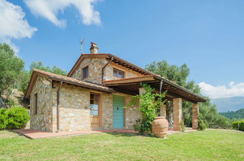 Photo 2 - Maison de 3 chambres à Massarosa avec jardin et vues à la mer