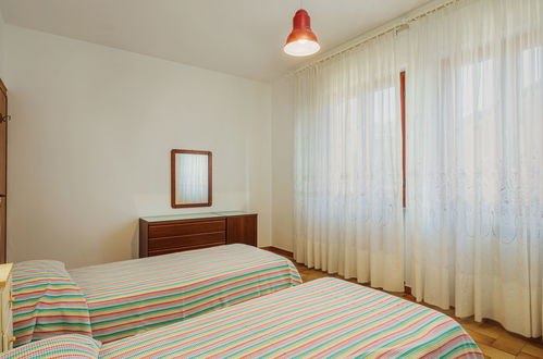 Foto 18 - Appartamento con 2 camere da letto a Massarosa con giardino e vista mare