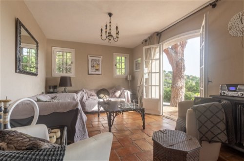 Foto 7 - Casa con 4 camere da letto a Sainte-Maxime con piscina privata e vista mare