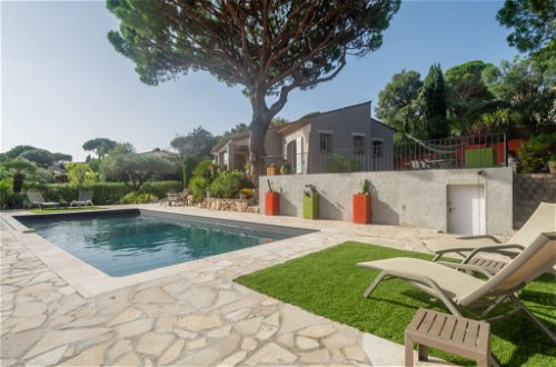 Foto 25 - Casa con 4 camere da letto a Sainte-Maxime con piscina privata e vista mare