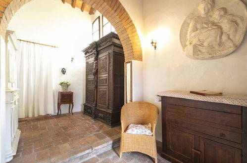 Foto 24 - Casa con 4 camere da letto a San Gimignano con piscina privata e giardino