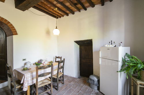 Foto 17 - Casa con 4 camere da letto a San Gimignano con piscina privata e giardino