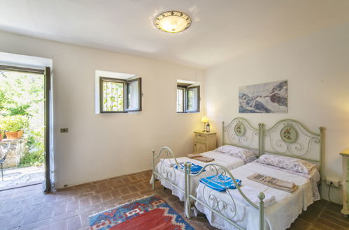 Foto 10 - Casa con 4 camere da letto a San Gimignano con piscina privata e giardino