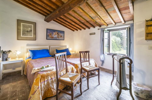 Foto 44 - Casa con 4 camere da letto a San Gimignano con piscina privata e giardino