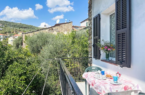 Photo 8 - Maison de 2 chambres à Dolcedo avec jardin et terrasse