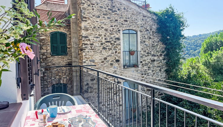 Photo 1 - Maison de 2 chambres à Dolcedo avec jardin et terrasse